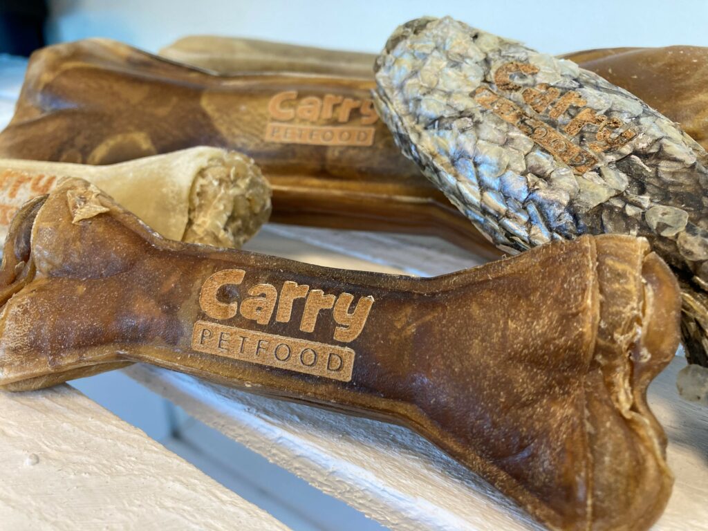 Carry pet food chew bones